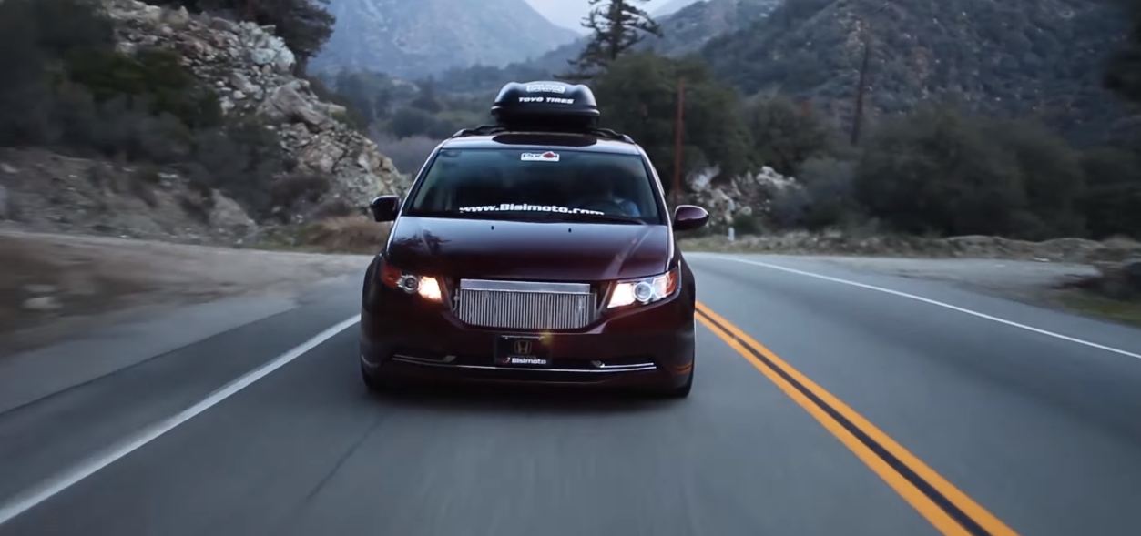 The Coolest Minivan on the Bisimoto’s 1000hp Honda Odyssey