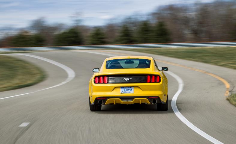 2015-ford-mustang-23l-ecoboost-photo-598668-s-787x481