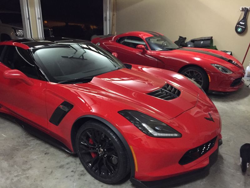 Lawdogg149s-2015-Corvette-Z06-and-Dodge-Viper