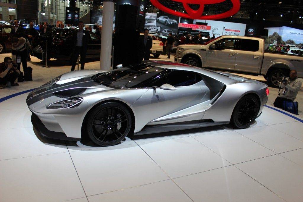 ford-gt-prototype--2015-chicago-auto-show-live-photos_100500459_h