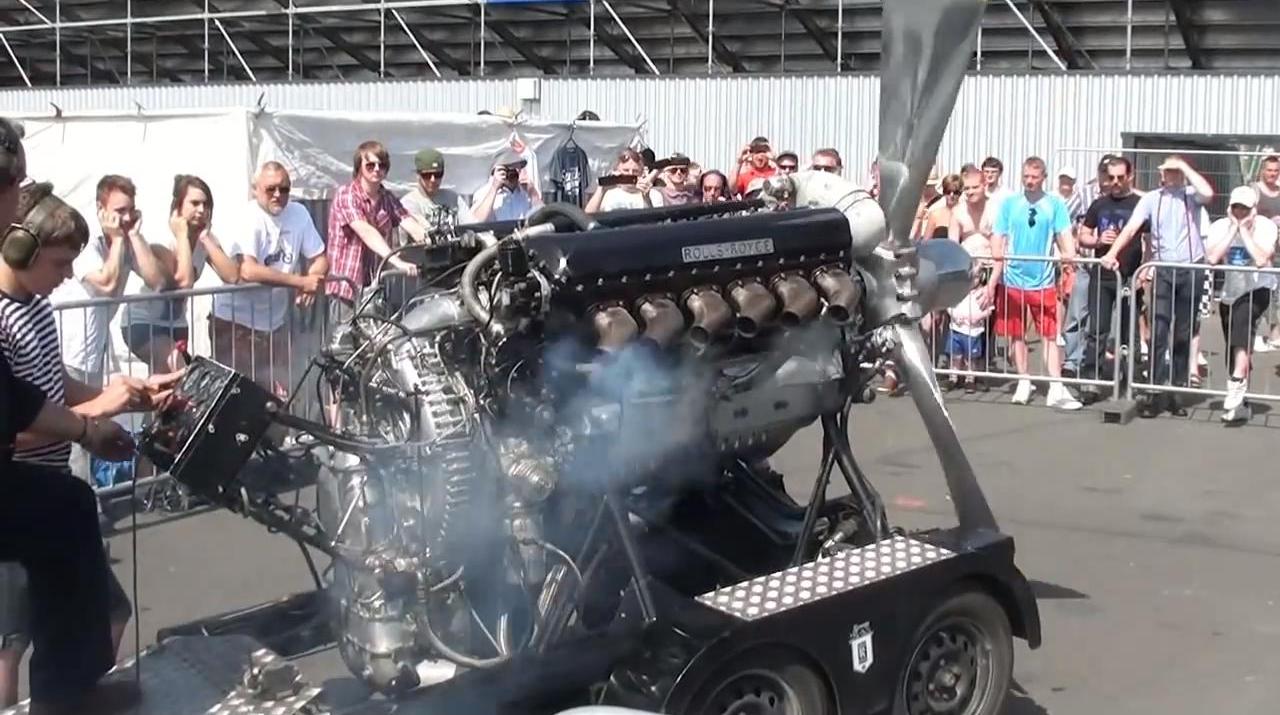 Watch this amazing vintage Rolls Royce Merlin V12 27 litre engine! – GT ...