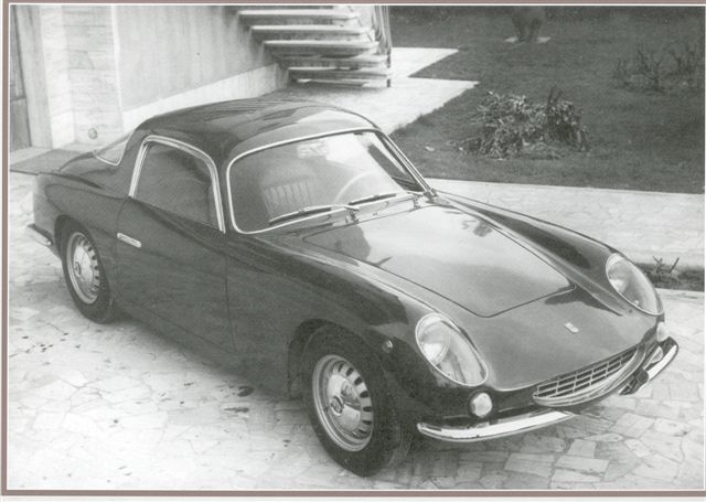 Bandini 1000 GT, the road going version.