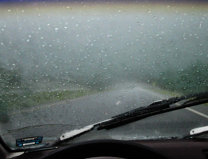 Quick and easy How to defrost your windshield. GT Speed