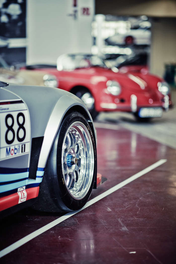 porsche-heaven-warehouse-1